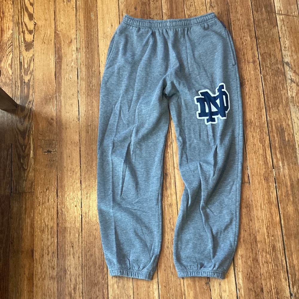 Notre Dame gray sweatpants, size S